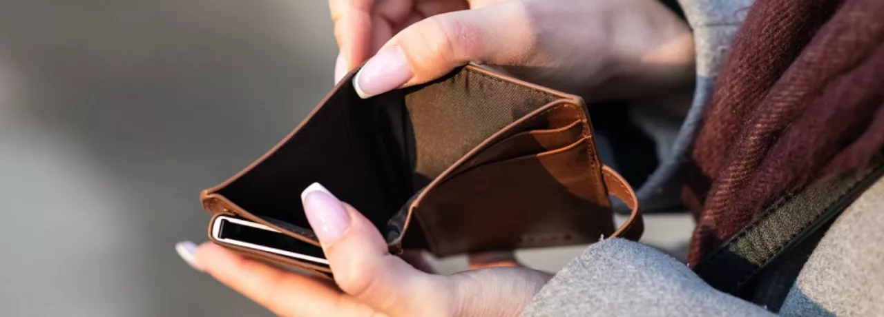 Nač čekat na výplatu? V Cafeterii si její část lze vybrat hned