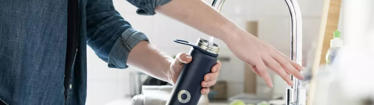 Hydratace: Klíč k pohodě a zdraví nejen v létě