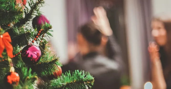 Vypnou drahé energie i firemní večírky?