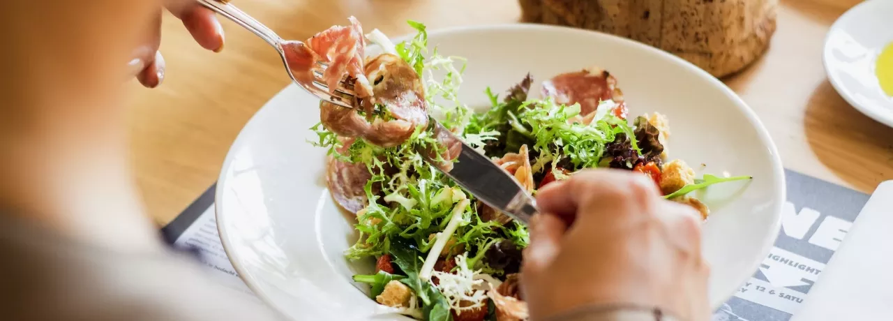 Ceny obědů za rok vzrostly o pětinu