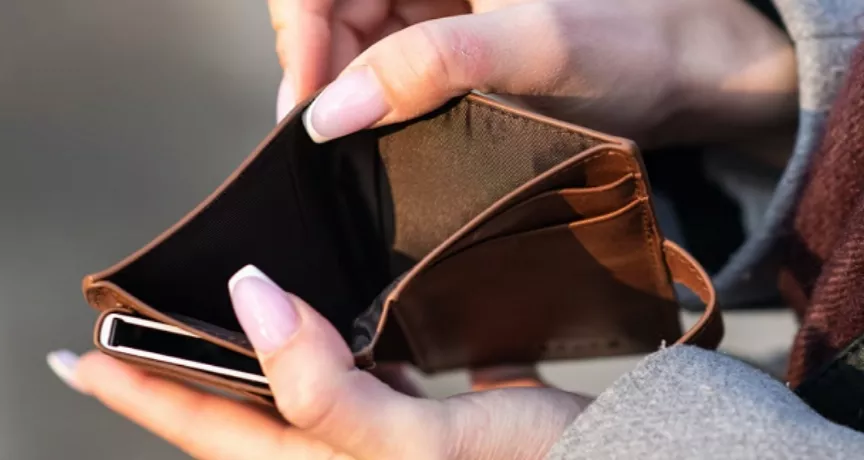 Nač čekat na výplatu? V Cafeterii si její část lze vybrat hned