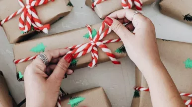 Jak letos ušetřit za vánoční dárky?