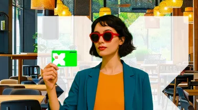 mladá žena  s gastro kartou